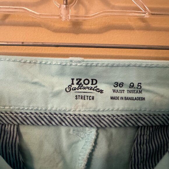 Turquoise Izod Saltwater Men Shorts Size 36, 9.5 Inseam, Preppy Chino Flat Front - Picture 3 of 3